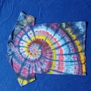 Tye dye spiral. Ice dye. Handmade.